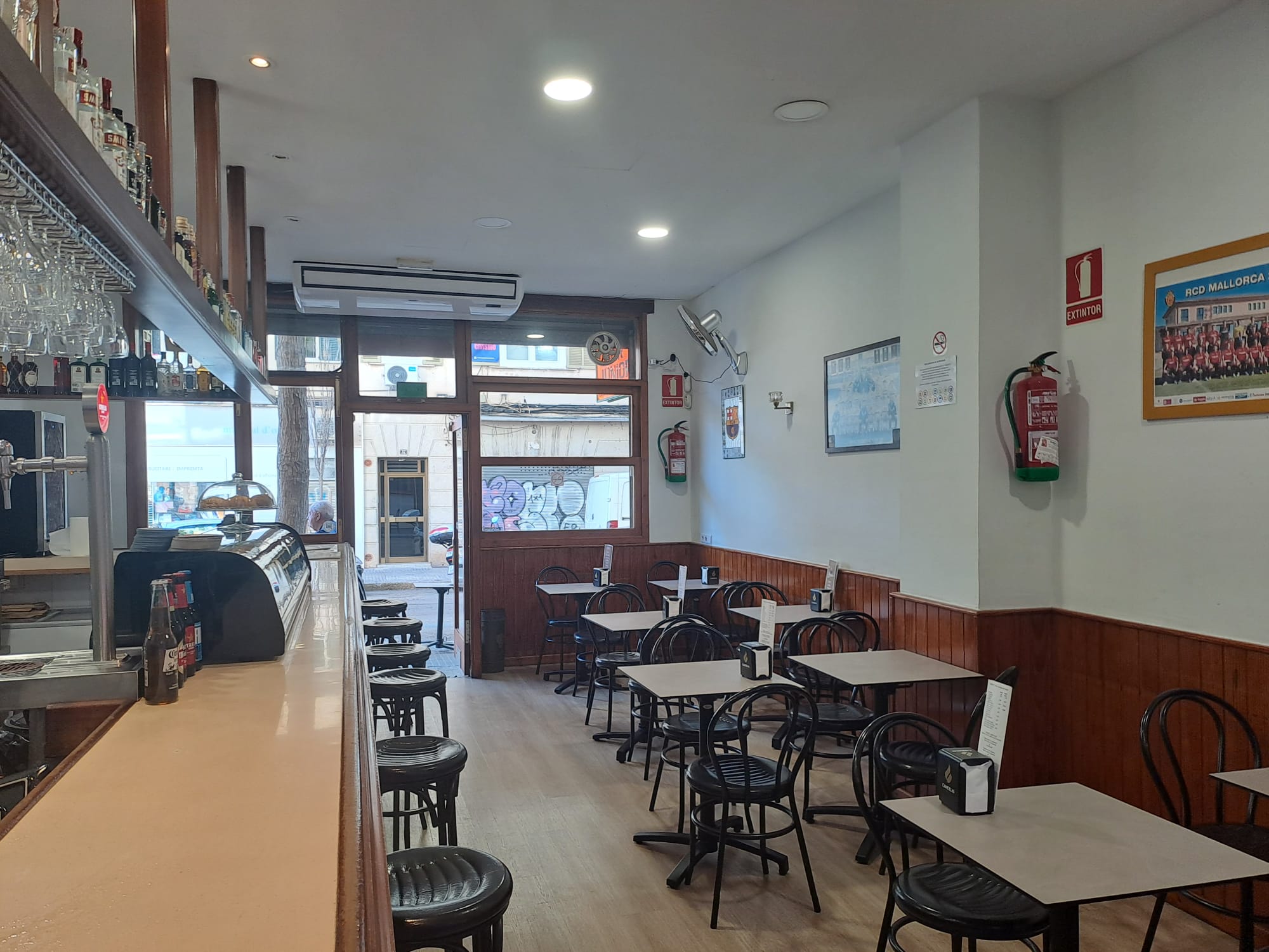Bar Junior